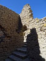 Chateau de Queribus, 3eme enceinte, Pt8, Corps de logis a 3 niveaux (1)